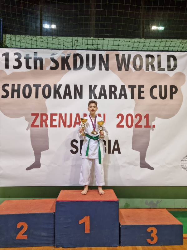 КАРАТЕ ШОТОКАН АДУНЕИ АЧЕМПИОНАТ