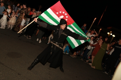 23 Temmuz Abhazya Bayrak Günü İçin Fotoğraf Albümü Hazırlıyoruz